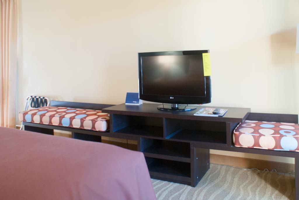 Super 8 By Wyndham Indio Hotel Ngoại thất bức ảnh