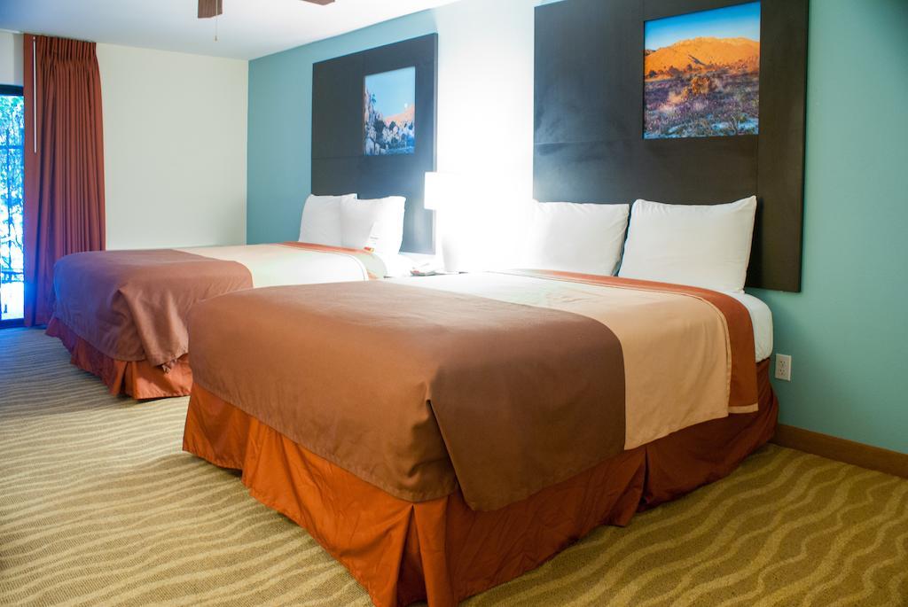 Super 8 By Wyndham Indio Hotel Phòng bức ảnh