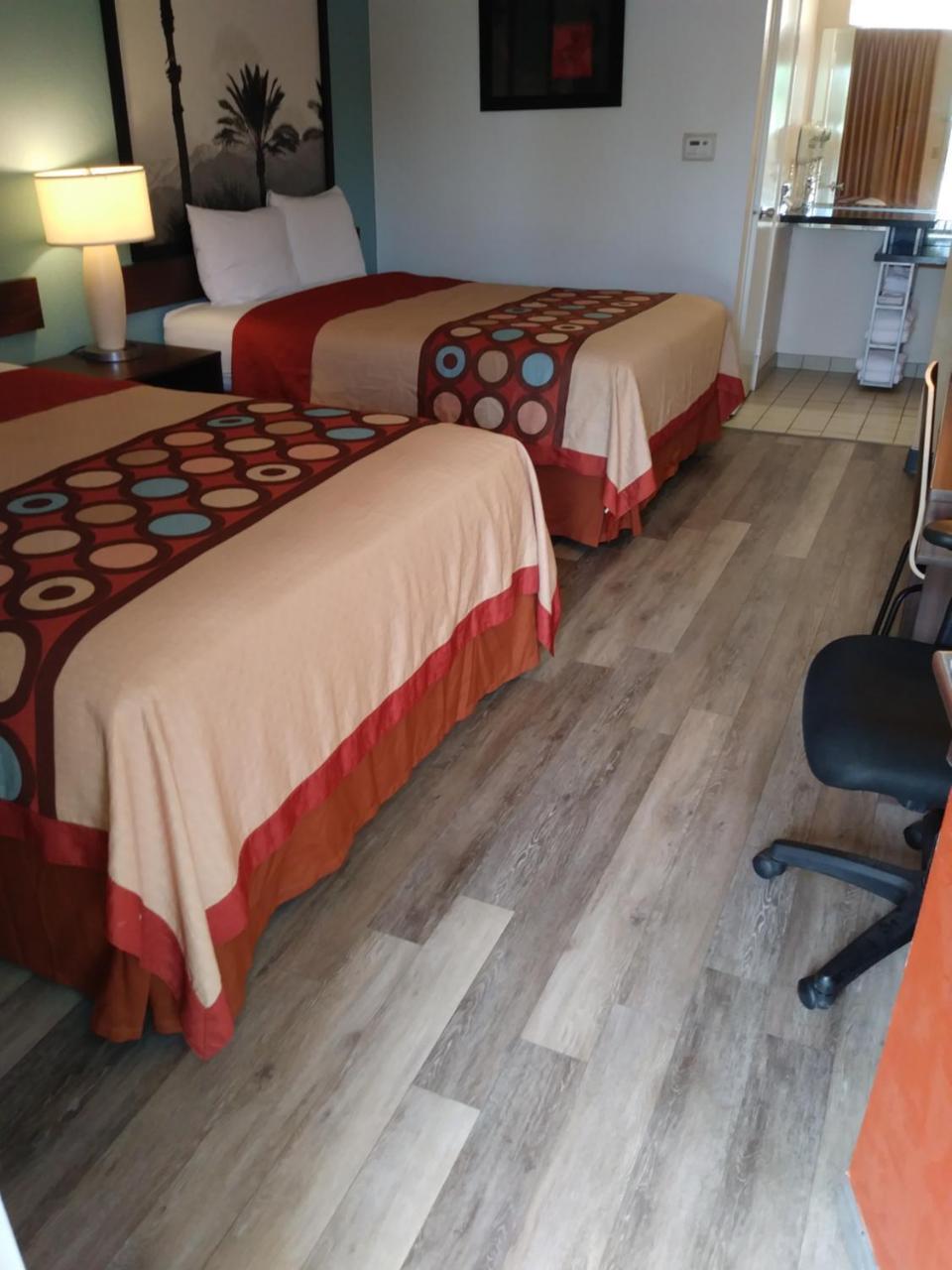 Super 8 By Wyndham Indio Hotel Ngoại thất bức ảnh